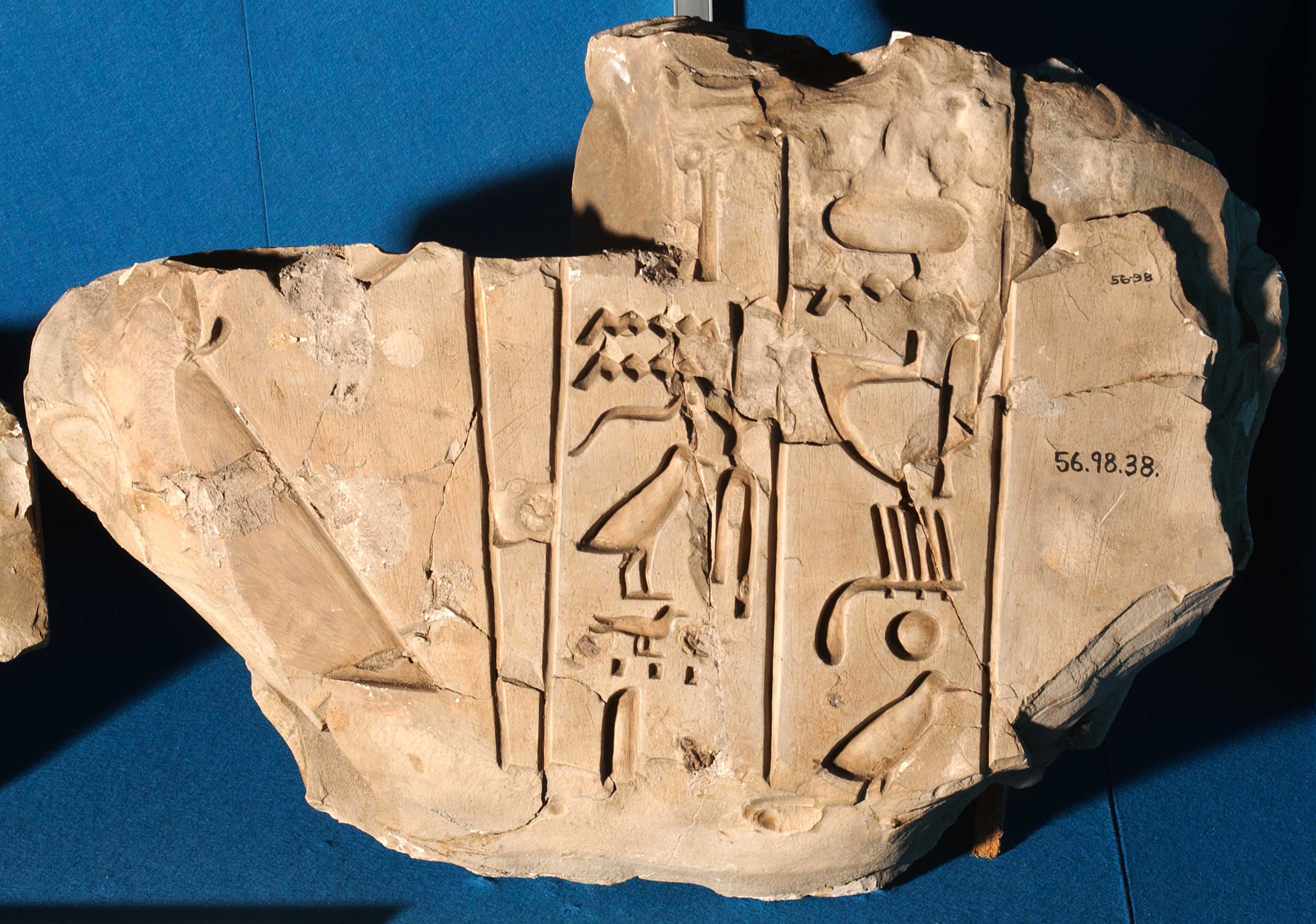 Stela of Sennedswi fragment