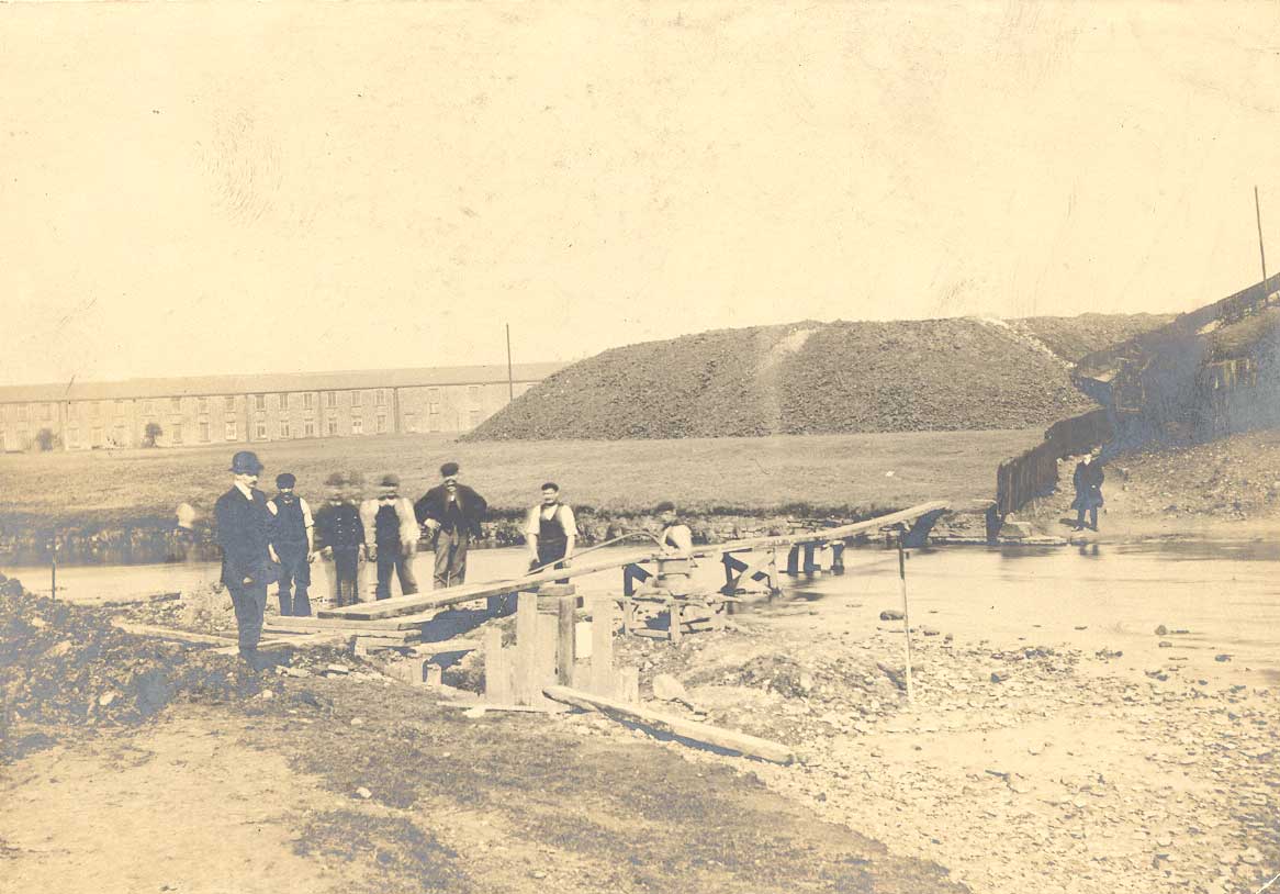 Tonge River Footbridge 1