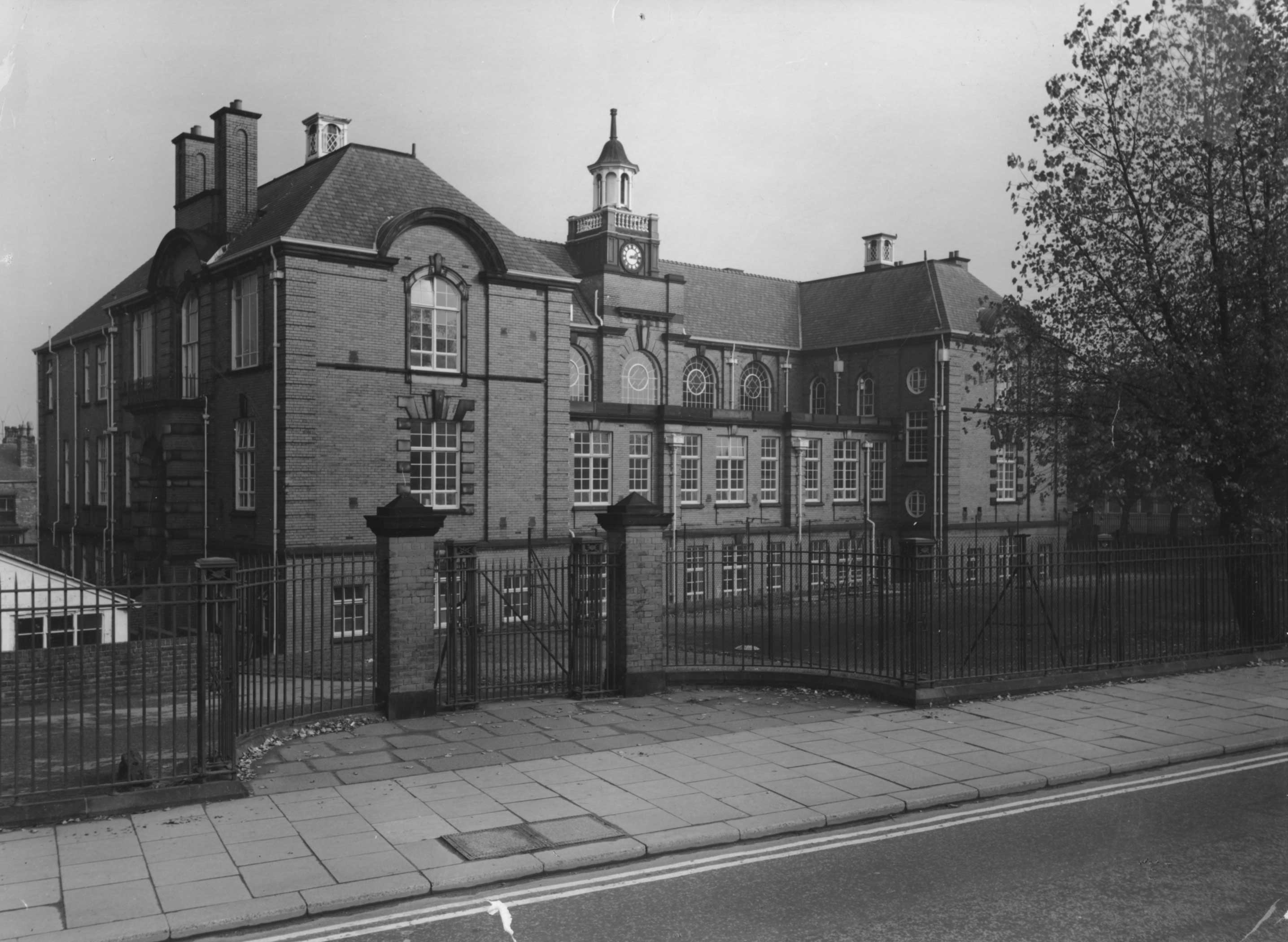 Farnworth, Grammar School 1